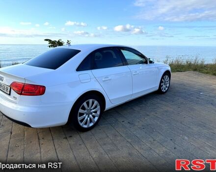 Білий Ауді А4, об'ємом двигуна 2 л та пробігом 209 тис. км за 10800 $, фото 1 на Automoto.ua