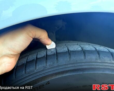 Білий Ауді А4, об'ємом двигуна 2 л та пробігом 209 тис. км за 10800 $, фото 4 на Automoto.ua