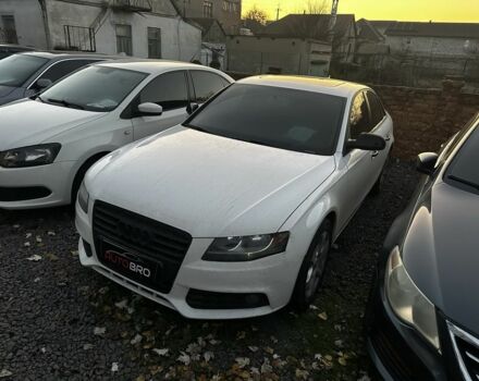 Белый Ауди А4, объемом двигателя 2 л и пробегом 220 тыс. км за 9800 $, фото 2 на Automoto.ua