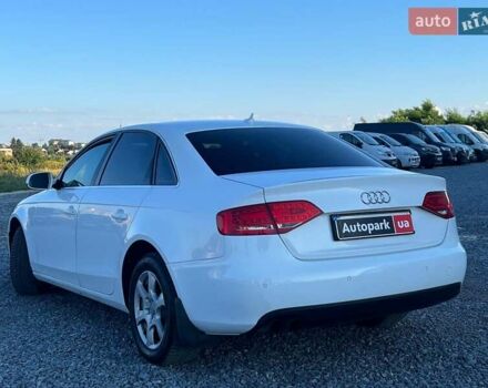 Білий Ауді А4, об'ємом двигуна 1.8 л та пробігом 132 тис. км за 8940 $, фото 6 на Automoto.ua