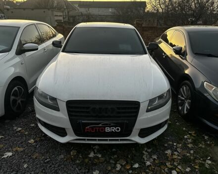 Белый Ауди А4, объемом двигателя 2 л и пробегом 220 тыс. км за 9800 $, фото 3 на Automoto.ua