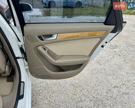 Білий Ауді А4, об'ємом двигуна 1.98 л та пробігом 192 тис. км за 9500 $, фото 29 на Automoto.ua