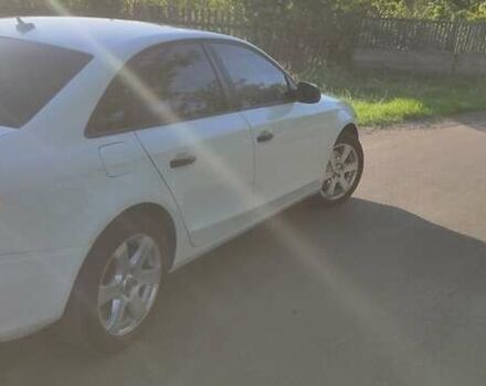 Белый Ауди А4, объемом двигателя 2 л и пробегом 250 тыс. км за 8350 $, фото 5 на Automoto.ua