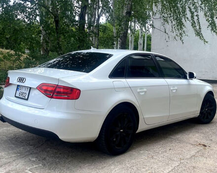 Белый Ауди А4, объемом двигателя 2 л и пробегом 202 тыс. км за 9700 $, фото 4 на Automoto.ua