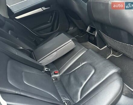 Белый Ауди А4, объемом двигателя 1.98 л и пробегом 250 тыс. км за 9900 $, фото 4 на Automoto.ua