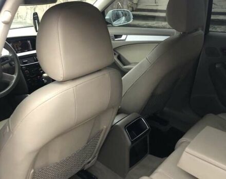 Белый Ауди А4, объемом двигателя 2 л и пробегом 240 тыс. км за 8200 $, фото 8 на Automoto.ua