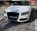 Белый Ауди А4, объемом двигателя 2 л и пробегом 280 тыс. км за 10000 $, фото 2 на Automoto.ua