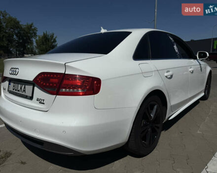 Білий Ауді А4, об'ємом двигуна 1.98 л та пробігом 250 тис. км за 10500 $, фото 4 на Automoto.ua