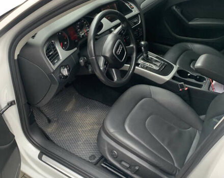 Белый Ауди А4, объемом двигателя 2 л и пробегом 99 тыс. км за 10900 $, фото 4 на Automoto.ua