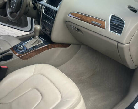 Белый Ауди А4, объемом двигателя 2 л и пробегом 237 тыс. км за 9700 $, фото 18 на Automoto.ua