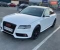 Белый Ауди А4, объемом двигателя 2 л и пробегом 240 тыс. км за 10900 $, фото 1 на Automoto.ua
