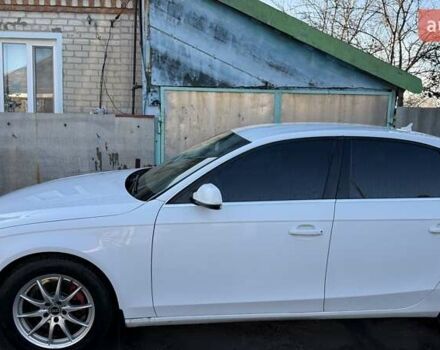 Белый Ауди А4, объемом двигателя 1.8 л и пробегом 218 тыс. км за 10500 $, фото 1 на Automoto.ua