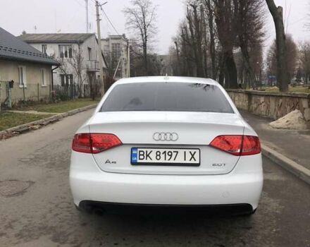 Белый Ауди А4, объемом двигателя 2 л и пробегом 240 тыс. км за 8200 $, фото 4 на Automoto.ua