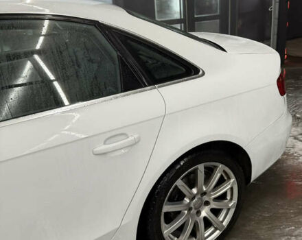 Белый Ауди А4, объемом двигателя 1.98 л и пробегом 261 тыс. км за 10200 $, фото 2 на Automoto.ua