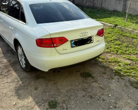 Белый Ауди А4, объемом двигателя 1.8 л и пробегом 210 тыс. км за 10500 $, фото 2 на Automoto.ua