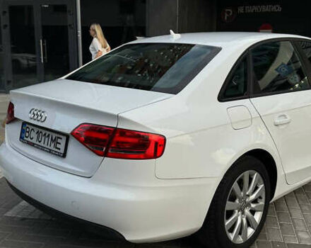 Білий Ауді А4, об'ємом двигуна 1.98 л та пробігом 200 тис. км за 9000 $, фото 12 на Automoto.ua