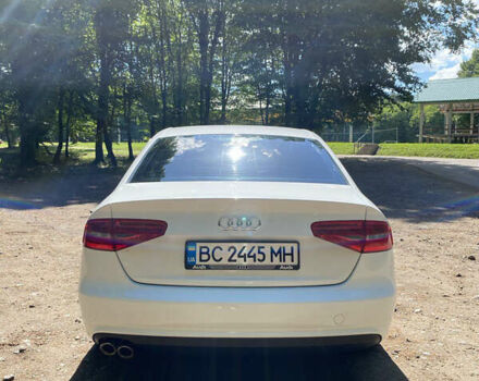Білий Ауді А4, об'ємом двигуна 2 л та пробігом 210 тис. км за 9500 $, фото 4 на Automoto.ua