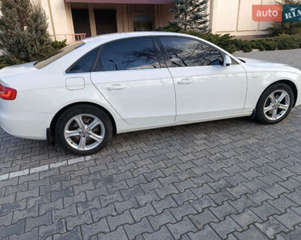 Білий Ауді А4, об'ємом двигуна 1.8 л та пробігом 230 тис. км за 10500 $, фото 4 на Automoto.ua