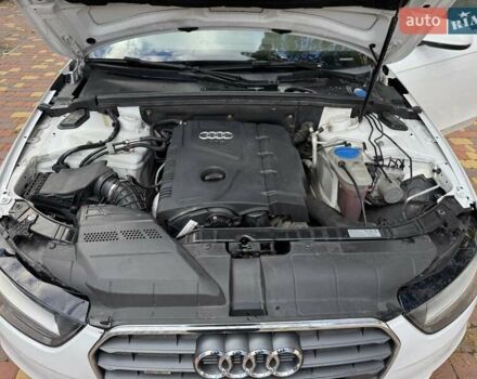 Ауді А4 2012 у Ирпене на Automoto.ua Білий Ауді А4, об'ємом двигуна 1.98 л та пробігом 240 тис. км за 10900 $, фото 12 на Automoto.ua