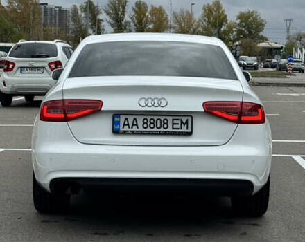 Ауди А4 2012 в Киеве на Automoto.ua Белый Ауди А4, объемом двигателя 1.78 л и пробегом 92 тыс. км за 13000 $, фото 5 на Automoto.ua