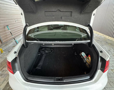 Белый Ауди А4, объемом двигателя 1.98 л и пробегом 193 тыс. км за 12300 $, фото 25 на Automoto.ua