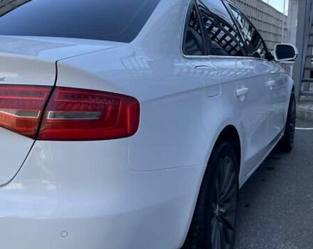 Белый Ауди А4, объемом двигателя 1.8 л и пробегом 208 тыс. км за 11000 $, фото 6 на Automoto.ua