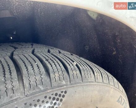 Ауді А4 2012 у Ирпене на Automoto.ua Білий Ауді А4, об'ємом двигуна 1.98 л та пробігом 240 тис. км за 10900 $, фото 13 на Automoto.ua