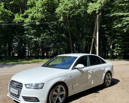 Білий Ауді А4, об'ємом двигуна 2 л та пробігом 210 тис. км за 9500 $, фото 5 на Automoto.ua