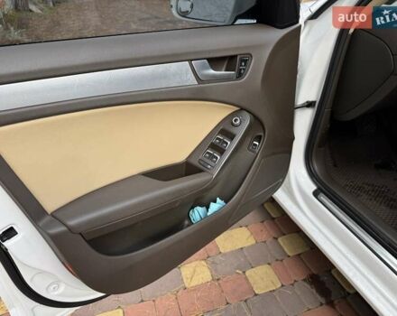 Ауді А4 2012 у Ирпене на Automoto.ua Білий Ауді А4, об'ємом двигуна 1.98 л та пробігом 240 тис. км за 10900 $, фото 8 на Automoto.ua