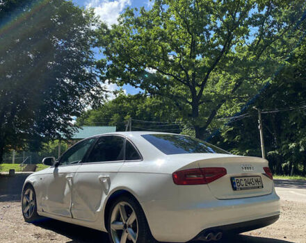 Білий Ауді А4, об'ємом двигуна 2 л та пробігом 210 тис. км за 9500 $, фото 10 на Automoto.ua