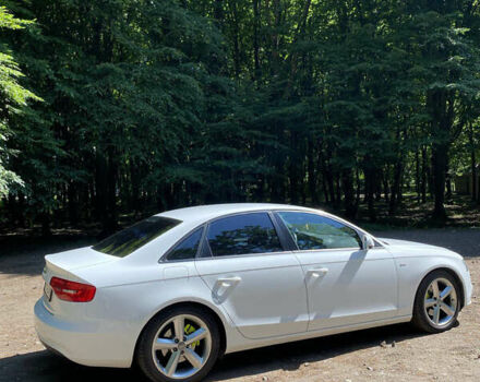 Білий Ауді А4, об'ємом двигуна 2 л та пробігом 210 тис. км за 9500 $, фото 3 на Automoto.ua
