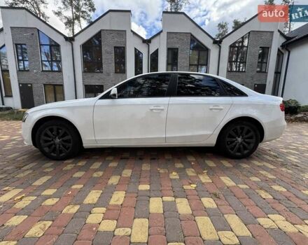 Ауді А4 2012 у Ирпене на Automoto.ua Білий Ауді А4, об'ємом двигуна 1.98 л та пробігом 240 тис. км за 10900 $, фото 6 на Automoto.ua