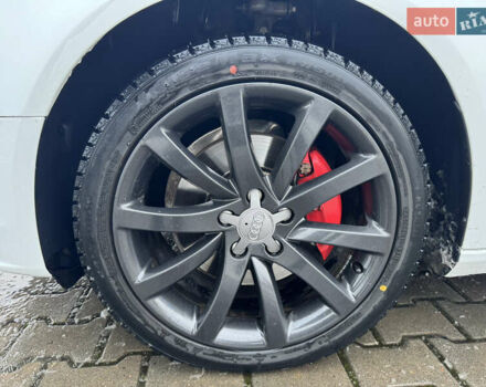 Белый Ауди А4, объемом двигателя 1.98 л и пробегом 195 тыс. км за 12300 $, фото 13 на Automoto.ua
