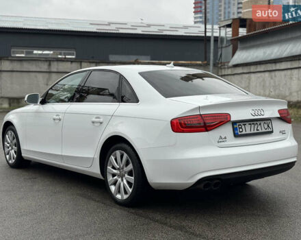 Белый Ауди А4, объемом двигателя 2 л и пробегом 195 тыс. км за 11300 $, фото 5 на Automoto.ua
