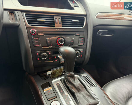 Белый Ауди А4, объемом двигателя 2 л и пробегом 119 тыс. км за 11700 $, фото 13 на Automoto.ua