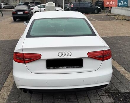 Білий Ауді А4, об'ємом двигуна 0 л та пробігом 155 тис. км за 10500 $, фото 3 на Automoto.ua
