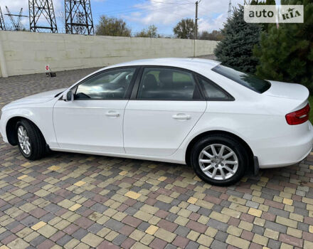 Белый Ауди А4, объемом двигателя 1.8 л и пробегом 220 тыс. км за 12500 $, фото 14 на Automoto.ua