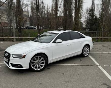 Білий Ауді А4, об'ємом двигуна 1.98 л та пробігом 213 тис. км за 11300 $, фото 10 на Automoto.ua