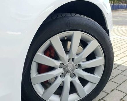 Белый Ауди А4, объемом двигателя 2 л и пробегом 212 тыс. км за 11500 $, фото 12 на Automoto.ua