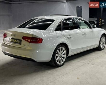 Белый Ауди А4, объемом двигателя 2 л и пробегом 220 тыс. км за 12600 $, фото 5 на Automoto.ua