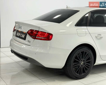 Белый Ауди А4, объемом двигателя 2 л и пробегом 119 тыс. км за 11700 $, фото 8 на Automoto.ua