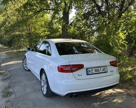 Білий Ауді А4, об'ємом двигуна 2 л та пробігом 103 тис. км за 13500 $, фото 6 на Automoto.ua