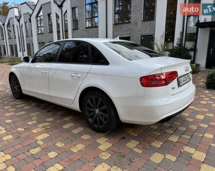Ауді А4 2012 у Ирпене на Automoto.ua Білий Ауді А4, об'ємом двигуна 1.98 л та пробігом 240 тис. км за 10900 $, фото 5 на Automoto.ua
