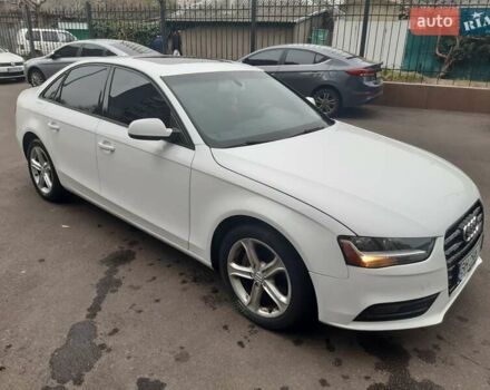 Ауді А4 2012 у Одесі на Automoto.ua Білий Ауді А4, об'ємом двигуна 1.98 л та пробігом 197 тис. км за 11300 $, фото 2 на Automoto.ua