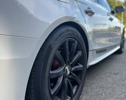 Белый Ауди А4, объемом двигателя 2 л и пробегом 209 тыс. км за 12900 $, фото 11 на Automoto.ua