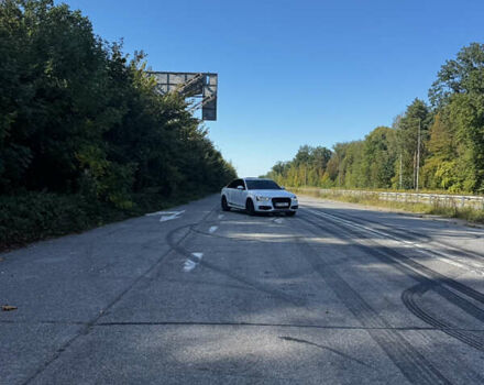 Белый Ауди А4, объемом двигателя 2 л и пробегом 209 тыс. км за 12900 $, фото 17 на Automoto.ua