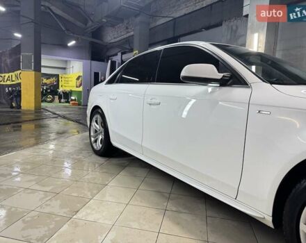 Ауди А4 2013 в Киеве на Automoto.ua Белый Ауди А4, объемом двигателя 1.98 л и пробегом 178 тыс. км за 11800 $, фото 6 на Automoto.ua