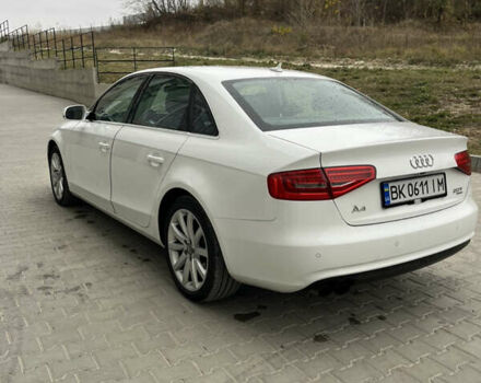 Білий Ауді А4, об'ємом двигуна 1.98 л та пробігом 200 тис. км за 12000 $, фото 5 на Automoto.ua