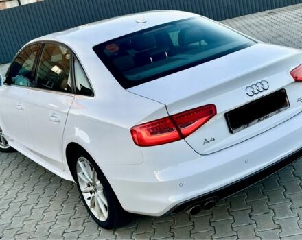 Ауді А4 2013 у Володимир-Волинський на Automoto.ua Білий Ауді А4, об'ємом двигуна 1.98 л та пробігом 225 тис. км за 12490 $, фото 9 на Automoto.ua