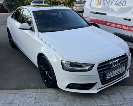 Білий Ауді А4, об'ємом двигуна 2 л та пробігом 23 тис. км за 11000 $, фото 3 на Automoto.ua